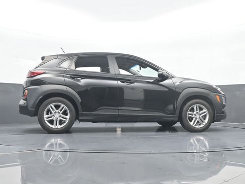 Used 2021 Hyundai Kona SE image 55