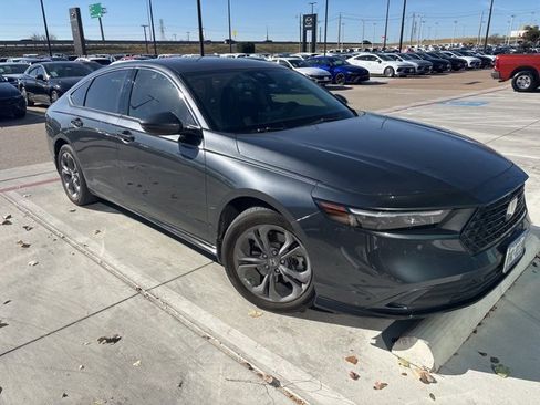 Used 2023 Honda Accord EX-L image 5