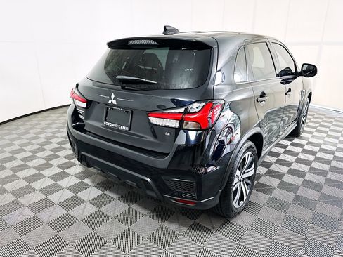 Used 2022 Mitsubishi Outlander Sport SE AWD/4WD image 3