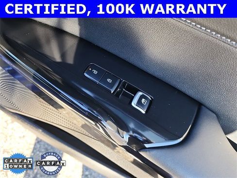 Certified 2025 Kia K5 GT-Line image 17