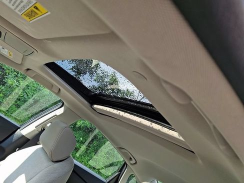 Used 2025 Honda Accord SE image 15
