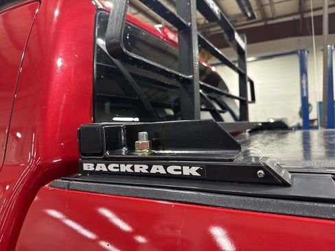 Used 2017 Toyota Tundra SR image 12