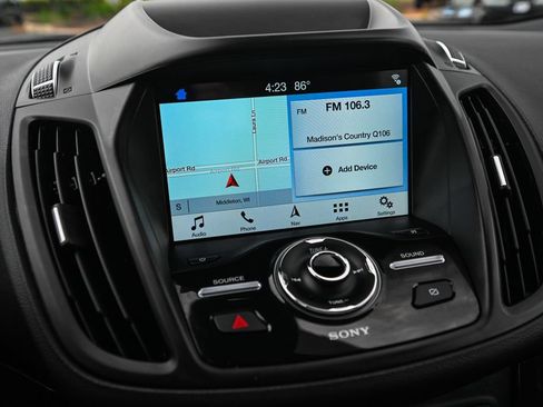 Used 2019 Ford Escape Titanium AWD/4WD image 37