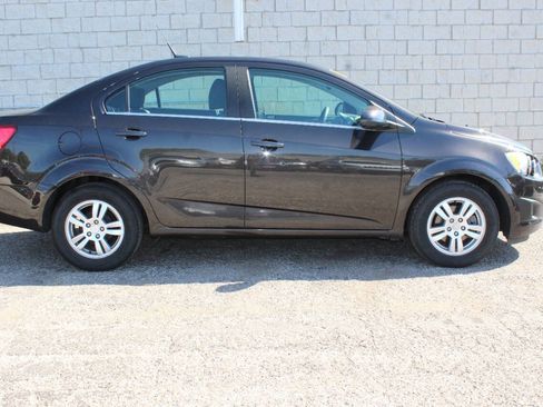 Used 2013 Chevrolet Sonic LT image 5