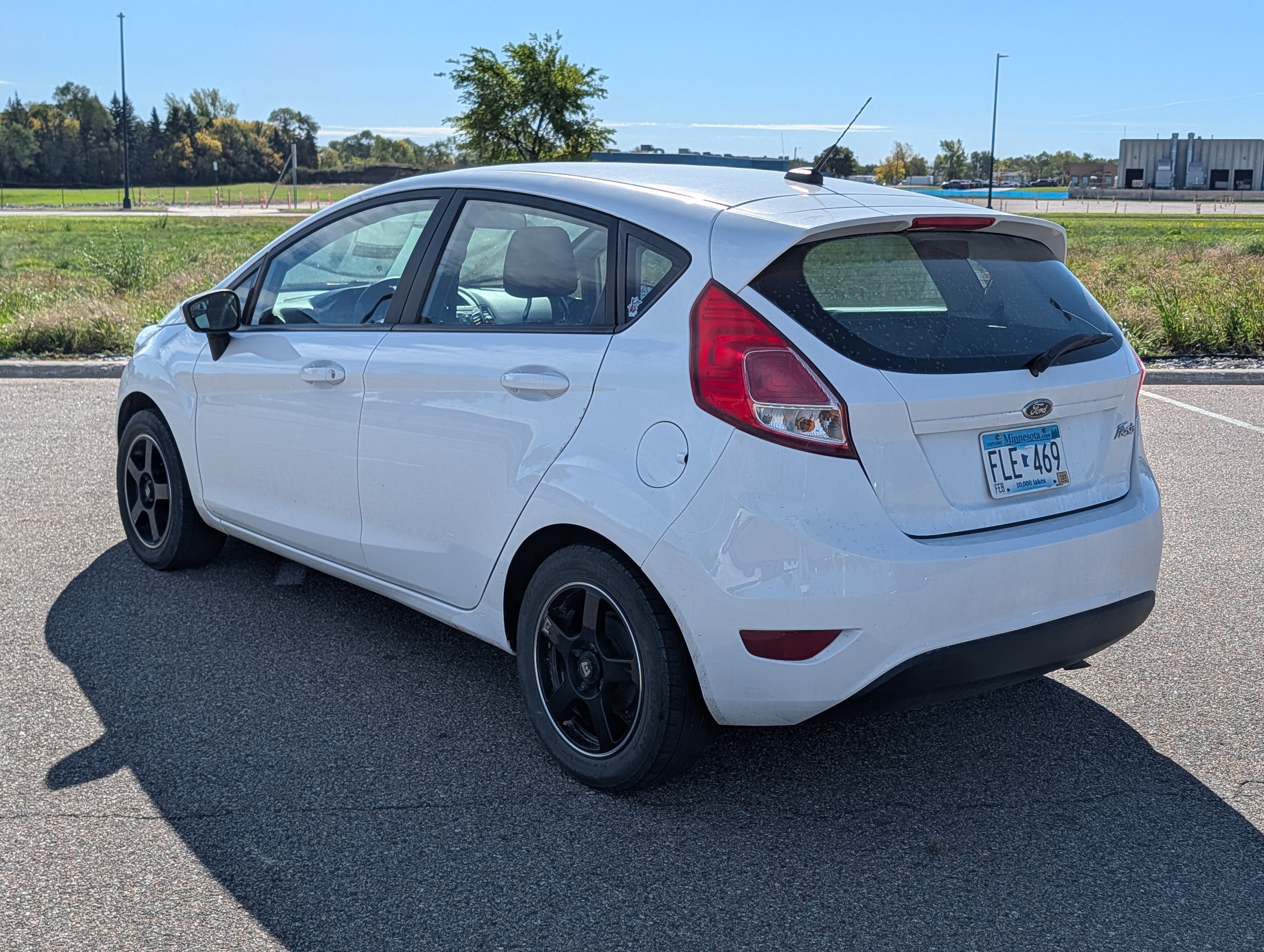 Used 2017 Ford Fiesta S FWD image 3