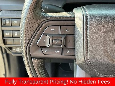 Used 2025 Toyota Tacoma SR AWD/4WD image 26