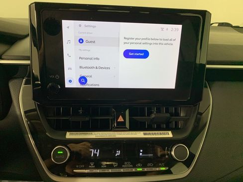 Used 2024 Toyota Corolla LE image 21