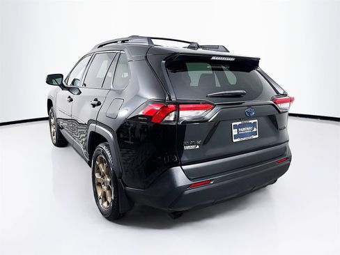Used 2024 Toyota RAV4 AWD Hybrid image 5