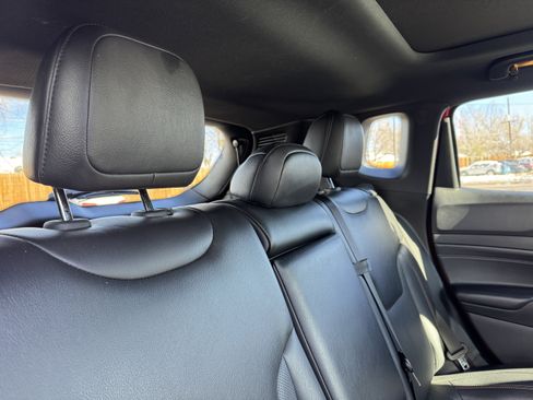 Used 2022 Jeep Compass Limited w/ (RED) Package image 19