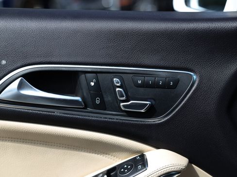 Used 2019 Mercedes-Benz CLA 250 image 45