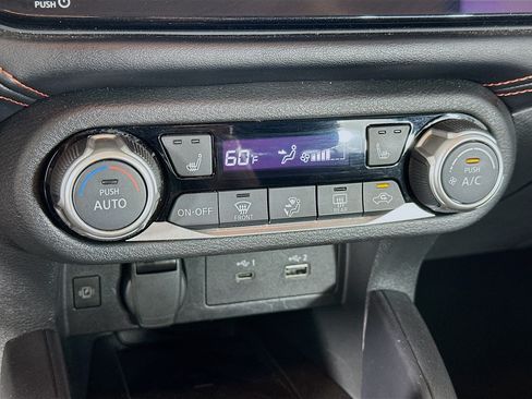 Used 2025 Nissan Versa SR w/ Trunk Package FWD image 23