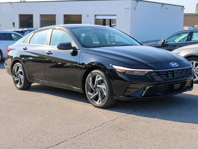 New 2025 Hyundai Elantra Limited