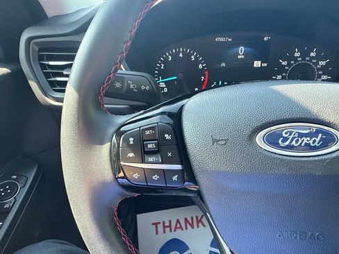 Used 2022 Ford Escape SEL w/ SEL Stealth AWD Package image 16