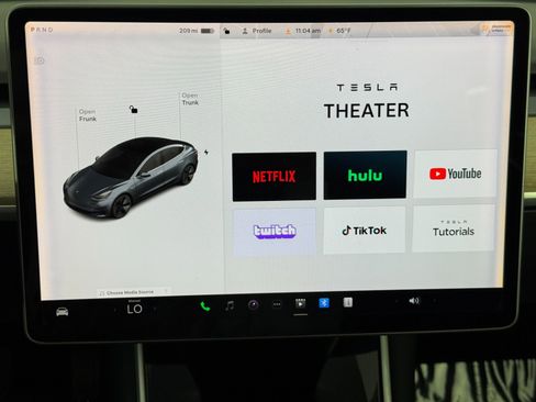 Used 2018 Tesla Model 3 Long Range image 24