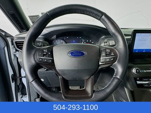Used 2020 Ford Explorer XLT w/ Equipment Group 202A RWD image 13