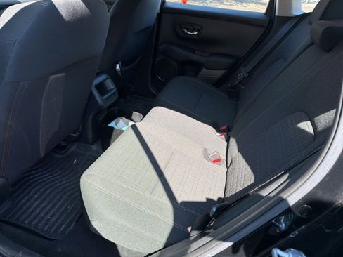 Used 2023 Honda HR-V LX image 13