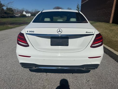 Used 2017 Mercedes-Benz E 300 4MATIC image 14
