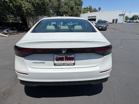 New 2026 Honda Accord LX image 5