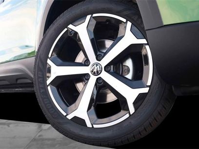 New 2025 Volkswagen Taos SEL