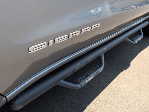 Used 2024 GMC Sierra 1500 SLT AWD/4WD image 14