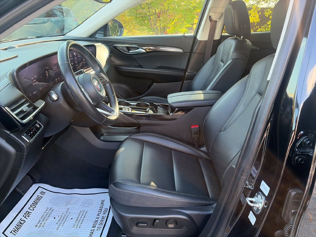 Used 2024 Buick Envision Preferred AWD/4WD image 10