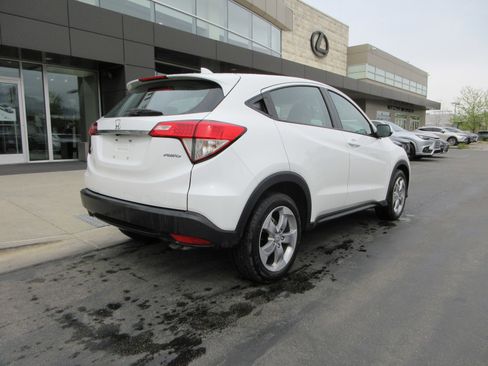 Used 2021 Honda HR-V LX image 10