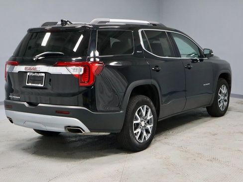 Used 2023 GMC Acadia SLT w/ LPO, Floor Liner Package image 13