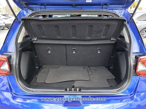 Used 2022 Hyundai Venue SEL image 13