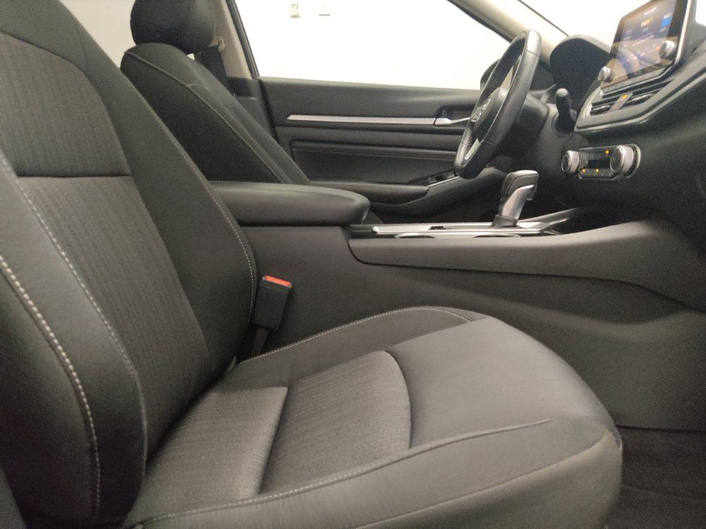 Used 2022 Nissan Altima 2.5 SV w/ SV Premium Package FWD image 21