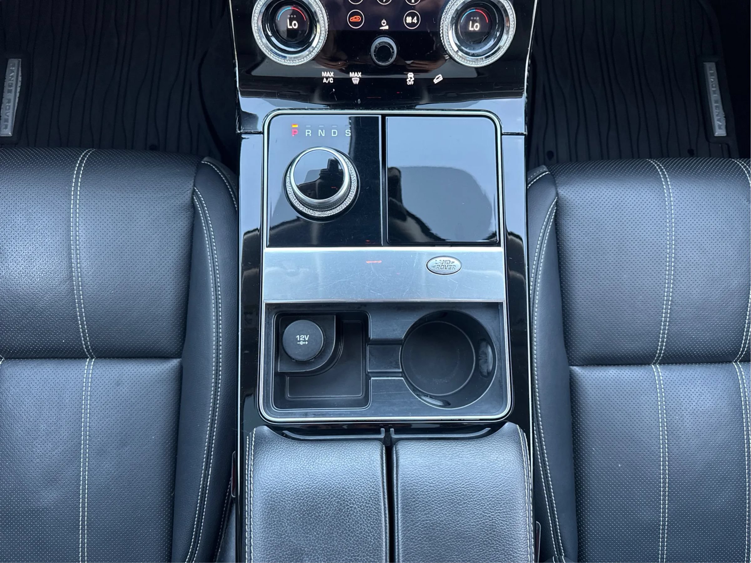 Used 2018 Land Rover Range Rover Velar S AWD/4WD image 17