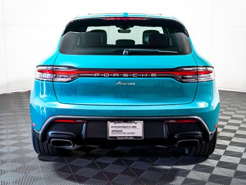 Certified 2023 Porsche Macan image 11