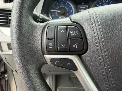 Used 2020 Toyota Sienna LE FWD image 7