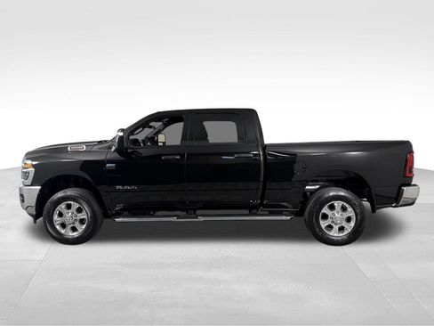 Used 2025 RAM 2500 Big Horn AWD/4WD image 10