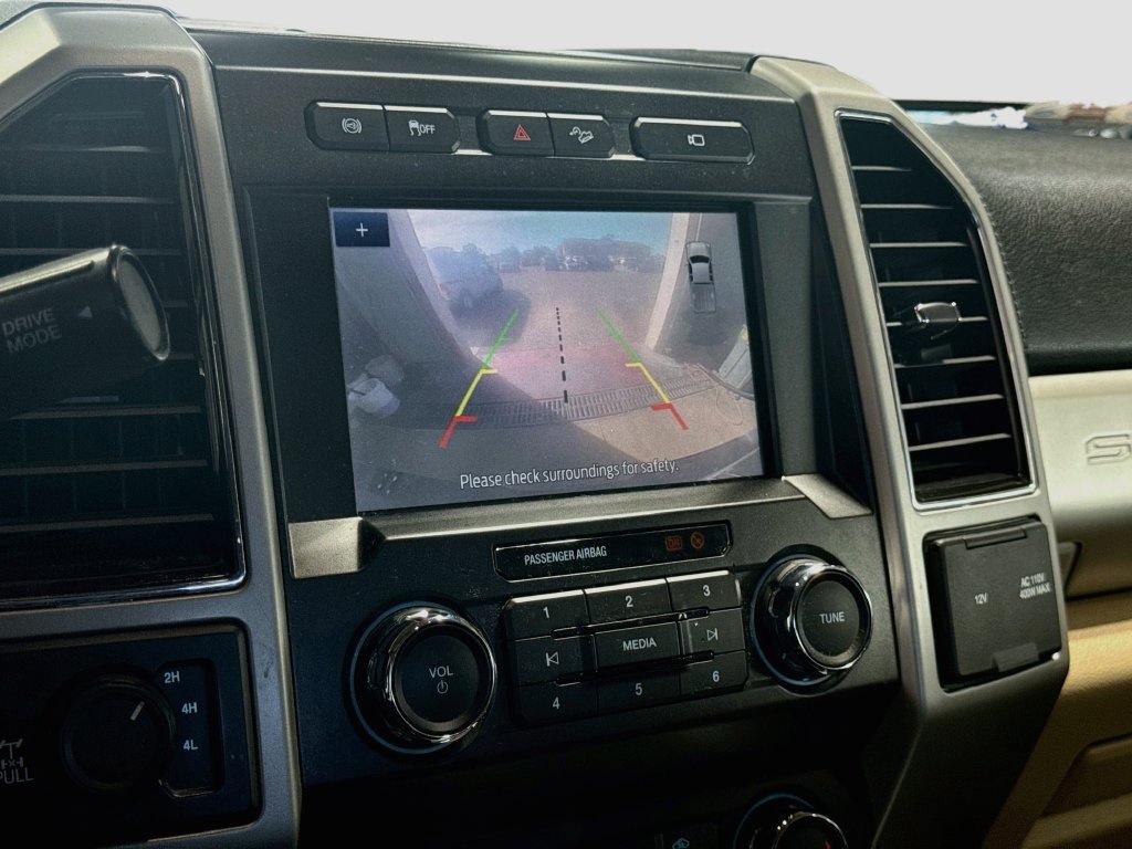 Used 2021 Ford F250 Lariat w/ Chrome Package AWD/4WD image 13