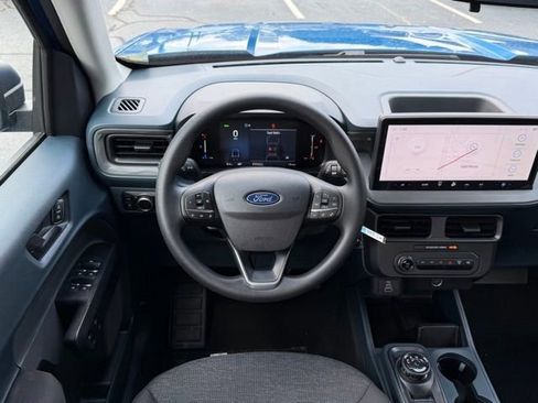 New 2025 Ford Maverick XL image 8