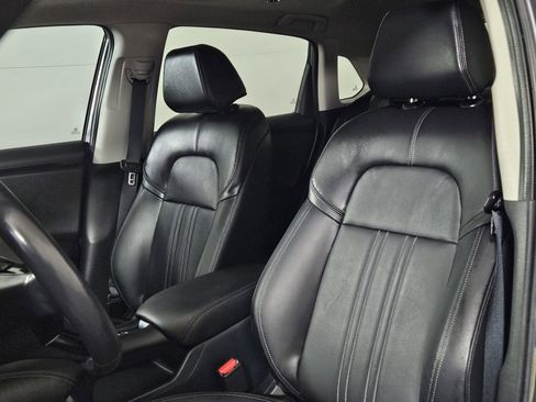 Used 2023 Honda HR-V EX-L image 44
