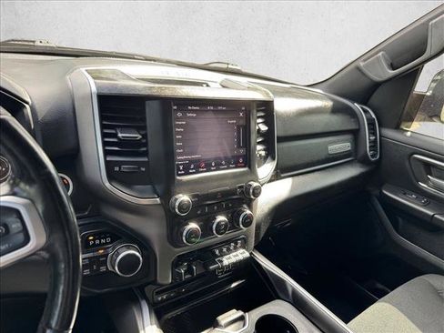 Used 2019 RAM 1500 Big Horn AWD/4WD image 17