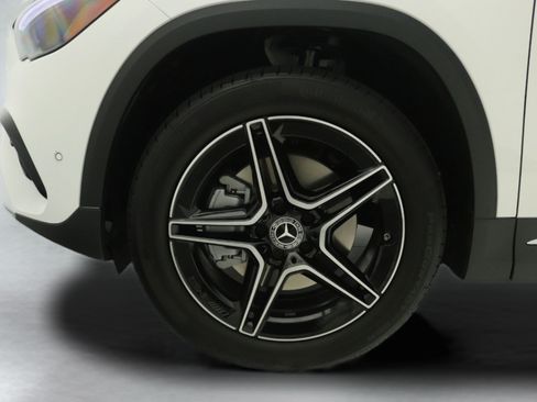 New 2026 Mercedes-Benz GLA 250 image 11