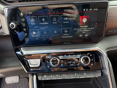 Used 2024 GMC Sierra 2500 Denali Ultimate image 25