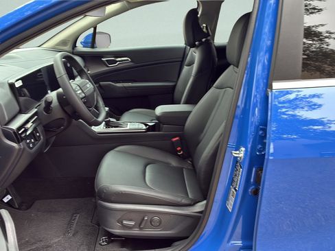 New 2026 Kia Sportage EX image 13