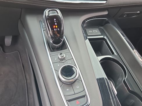 Certified 2024 Cadillac Escalade Sport RWD image 22