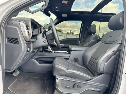 Used 2026 Ford F450 Platinum w/ FX4 Off-Road Package AWD/4WD image 24