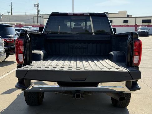 Used 2024 GMC Sierra 2500 SLE w/ SLE Value Package; AWD/4WD image 32