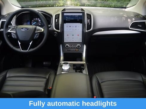 Used 2024 Ford Edge SEL w/ Convenience Package AWD/4WD image 8