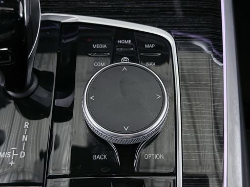 Used 2022 BMW X7 M50i image 52