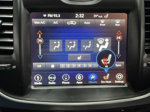 Used 2019 Chrysler 300 Touring L w/ Quick Order Package 22F image 16