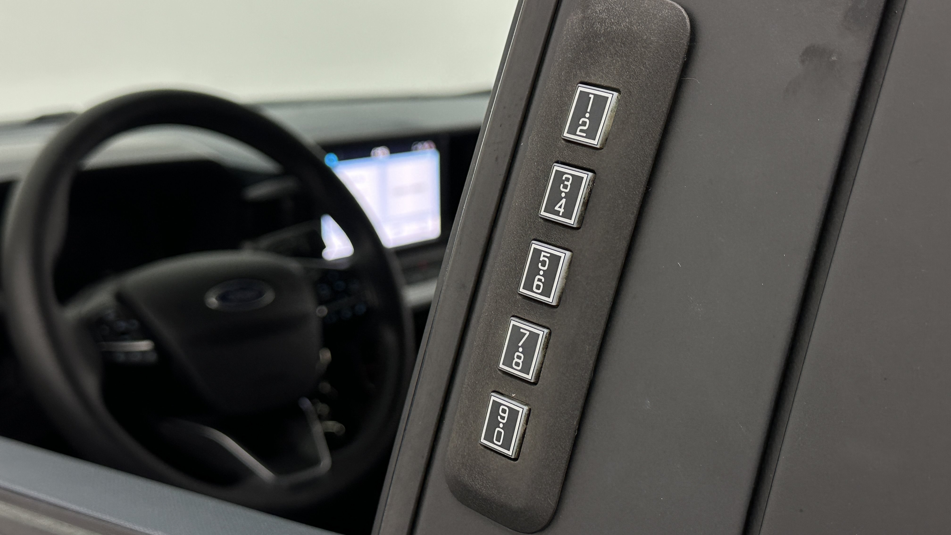 Used 2023 Ford Maverick XLT FWD image 10