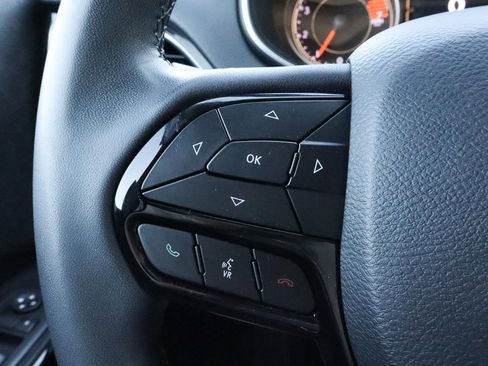 Used 2020 Jeep Cherokee Latitude Plus image 28