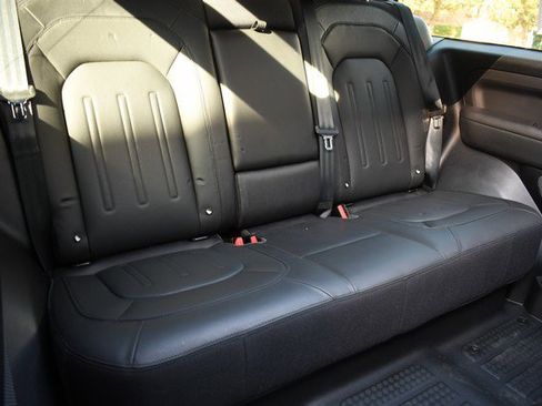 Used 2021 Land Rover Defender 90 X image 29