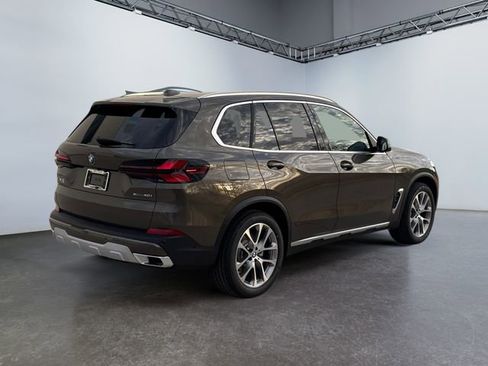 New 2026 BMW X5 xDrive40i image 3